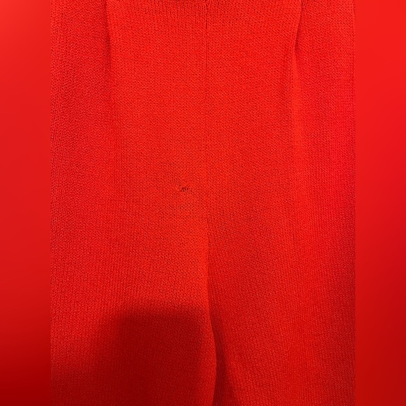 St. John red top & pant set - Picture 5 of 13